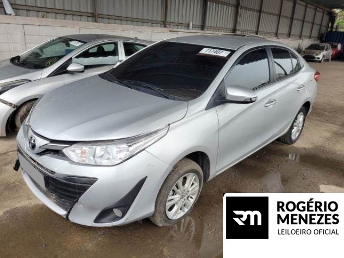 TOYOTA YARIS SEDAN 21/21