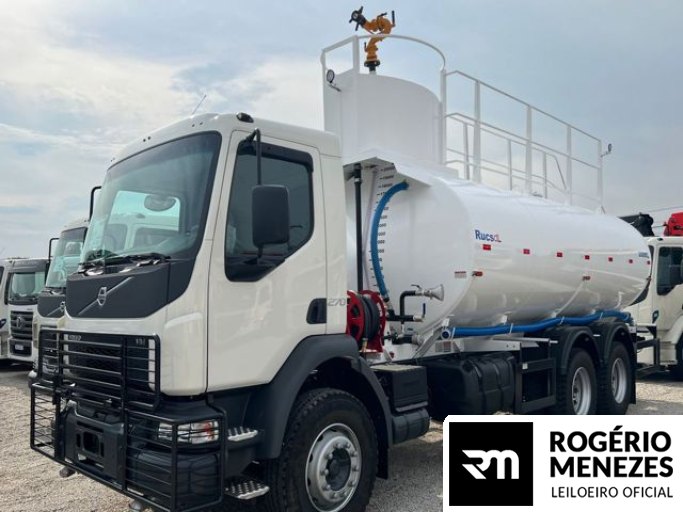 VOLVO VM-270 22/22