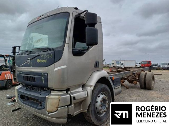 VOLVO VM-220 16/17